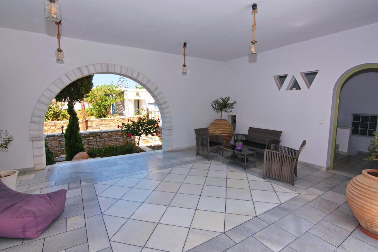 Camara Hotel Agios Prokopios  Buitenkant foto