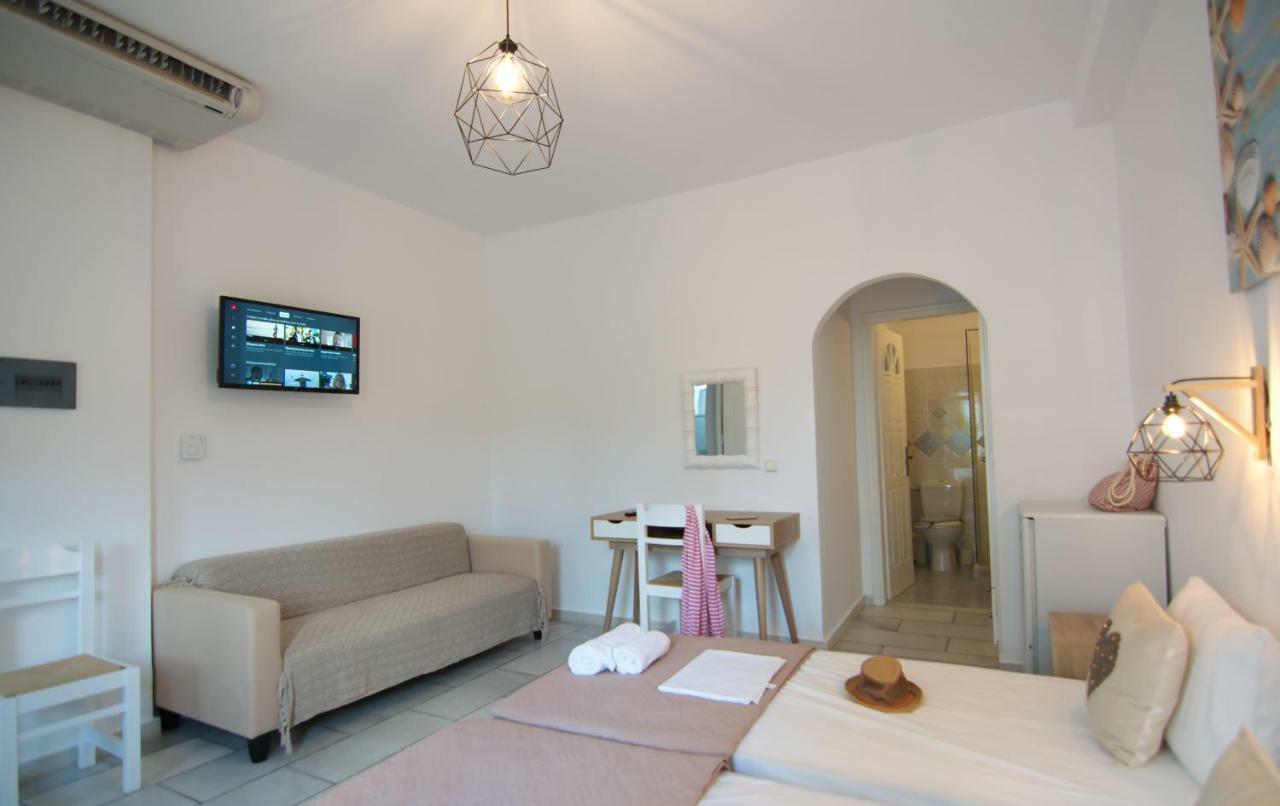 Camara Hotel Agios Prokopios  Buitenkant foto